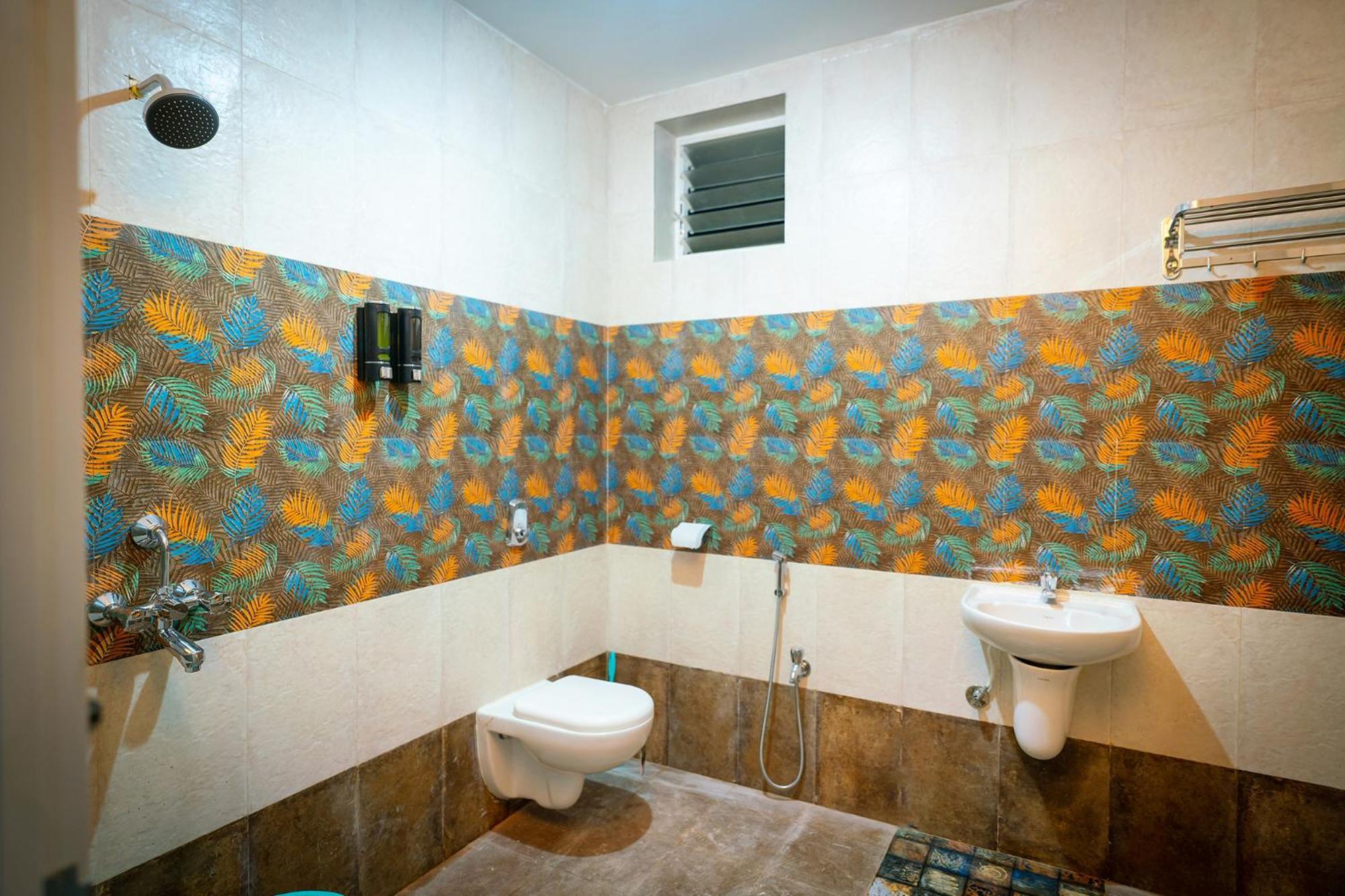 Fabhotel Dabotel With Swimming Pool Calangute Bagian luar foto