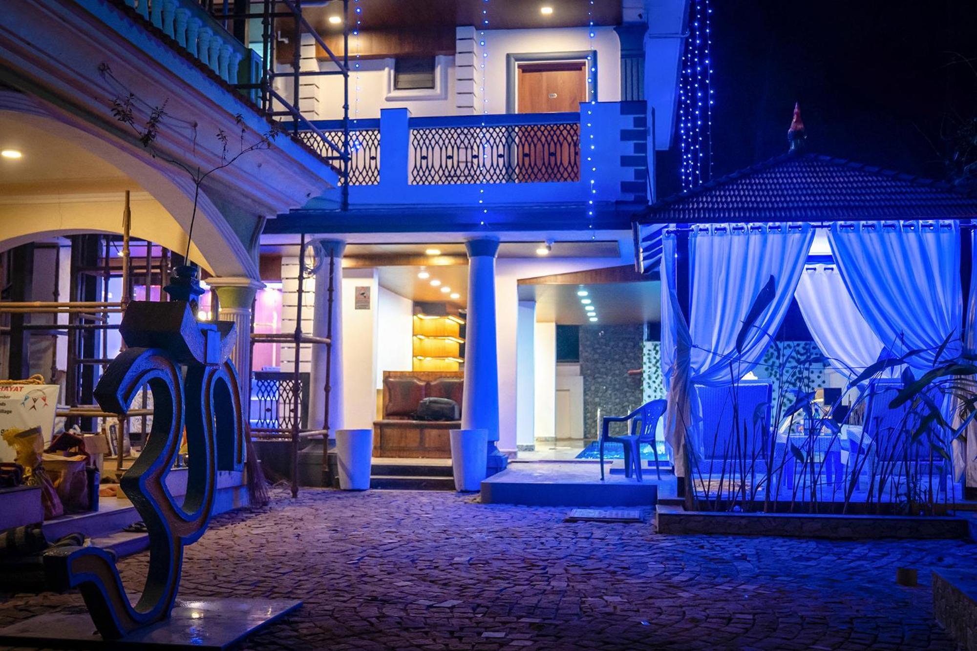 Fabhotel Dabotel With Swimming Pool Calangute Bagian luar foto